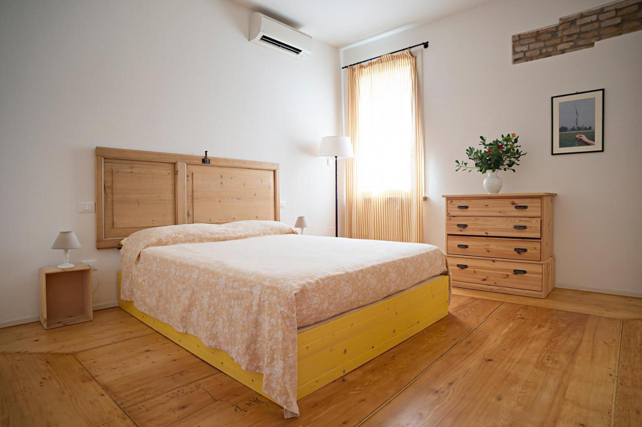 Agriturismo Lecolombare ノガローレ・ロッカ エクステリア 写真